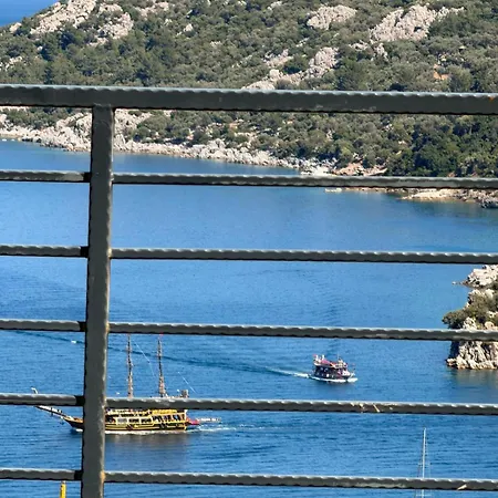 Serena Luxury Sea View