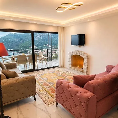 Serena Luxury Sea View *