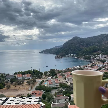Serena Luxury Sea View *