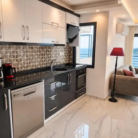 Serena Luxury Sea View Apartmán