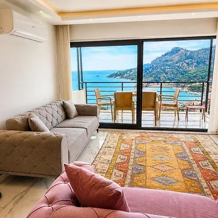 Serena Luxury Sea View *